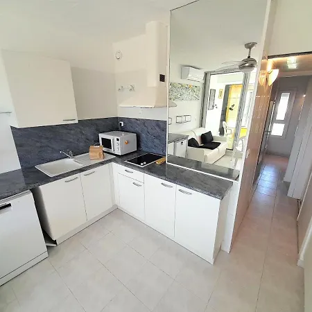 Village Naturiste Psikedelik * Agde